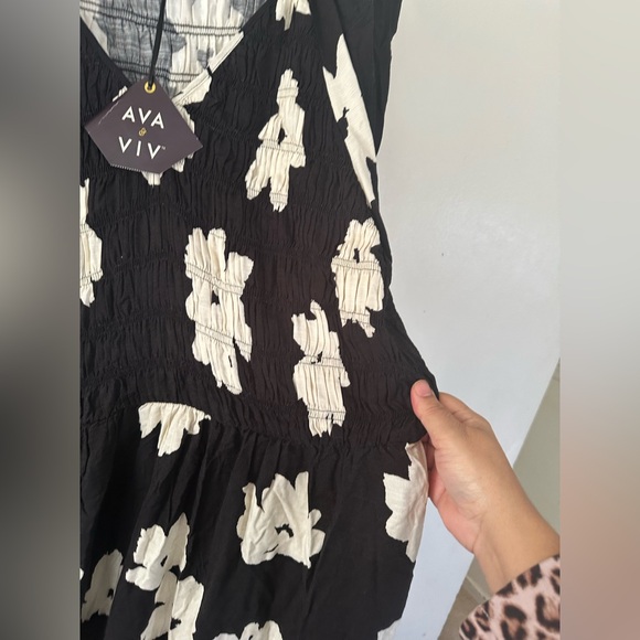 NWT Ava & Viv Women's Size Black Floral Balloon Sleeve Pleated Cocktail size 3X - Picture 6 of 12